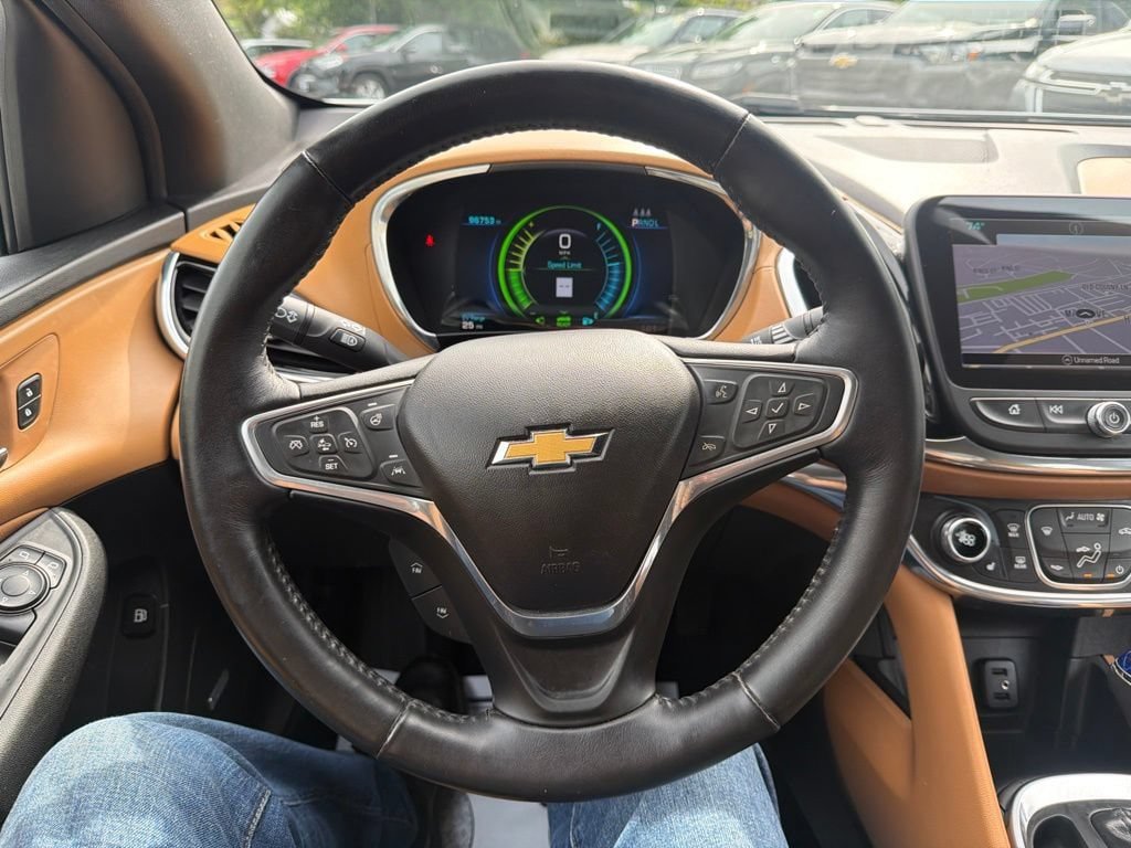 Used 2016 Chevrolet Volt Premier w/ Driver Confidence Package FWD image 20