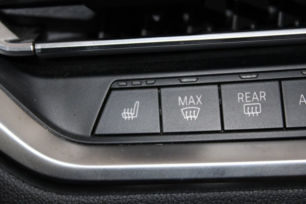 Used 2021 BMW 430i Coupe w/ M Sport Package RWD image 46