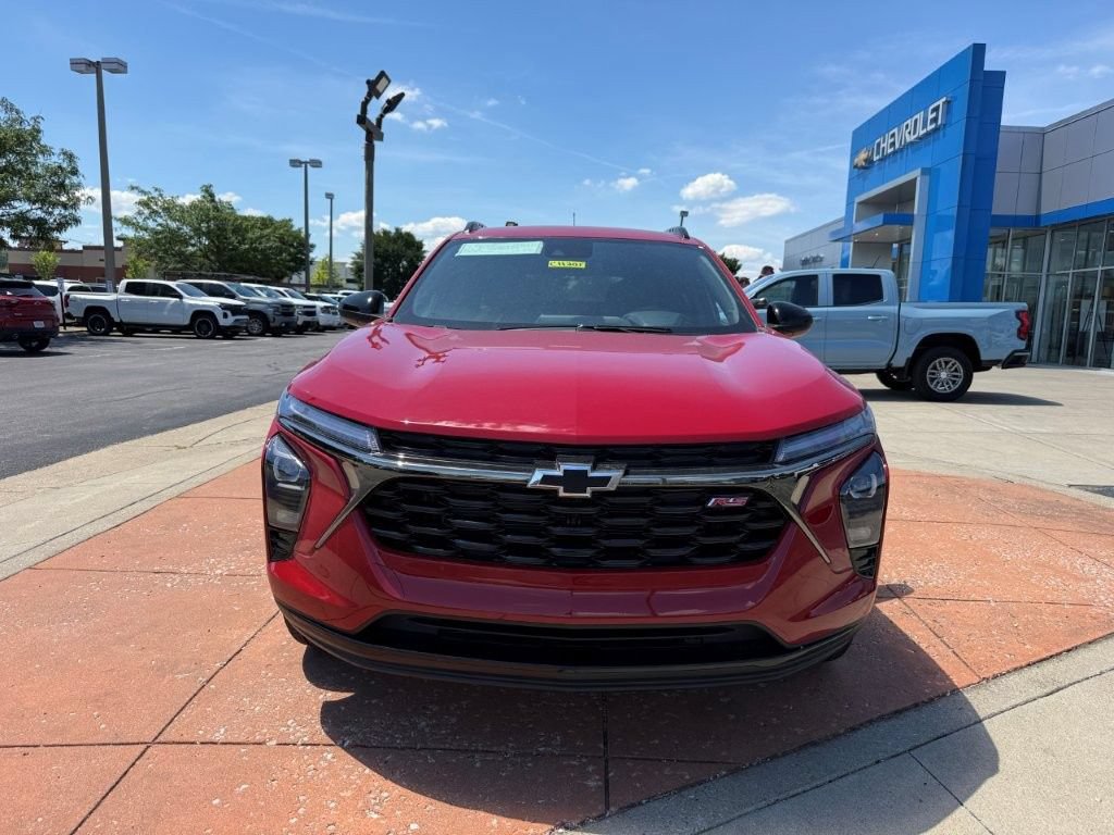 New 2026 Chevrolet Trax RS w/ Driver Confidence Package FWD image 2