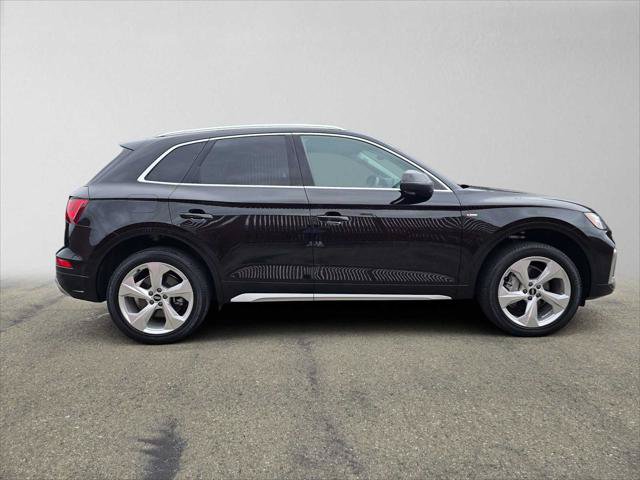 Used 2023 Audi Q5 2.0T Premium Plus w/ Premium Plus Package AWD/4WD image 2