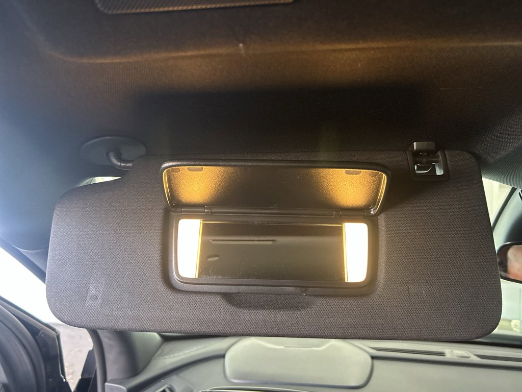 Used 2024 Chevrolet Traverse Z71 image 33