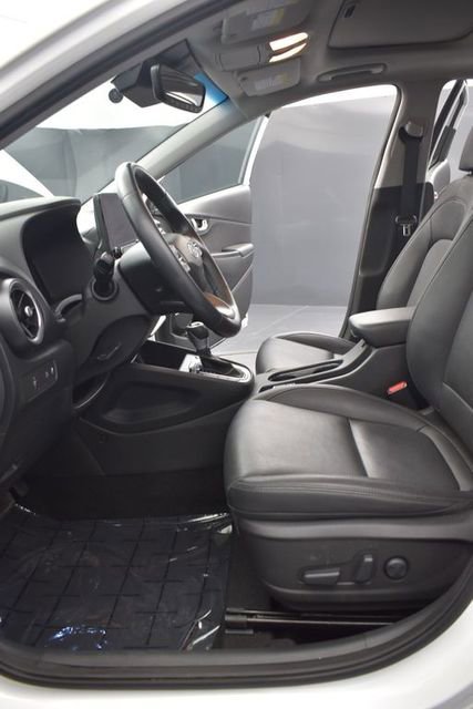 Used 2022 Hyundai Kona Limited image 9