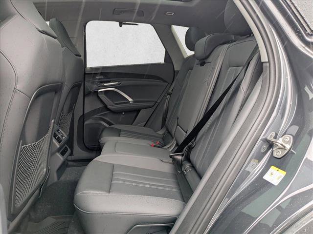 New 2025 Audi Q5 Premium Plus image 17