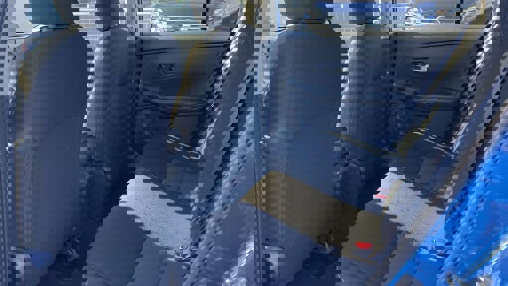 Used 2022 Nissan Sentra SV image 30