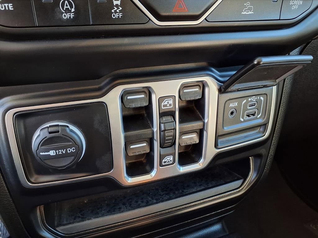 Used 2020 Jeep Gladiator Overland image 9