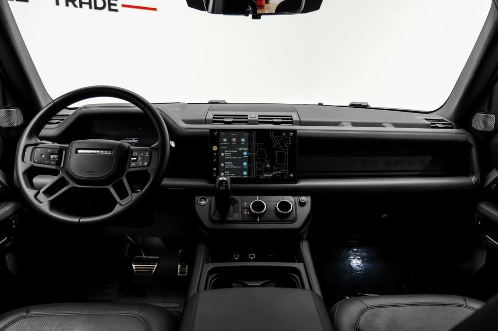 Used 2024 Land Rover Defender 130 X AWD/4WD image 17