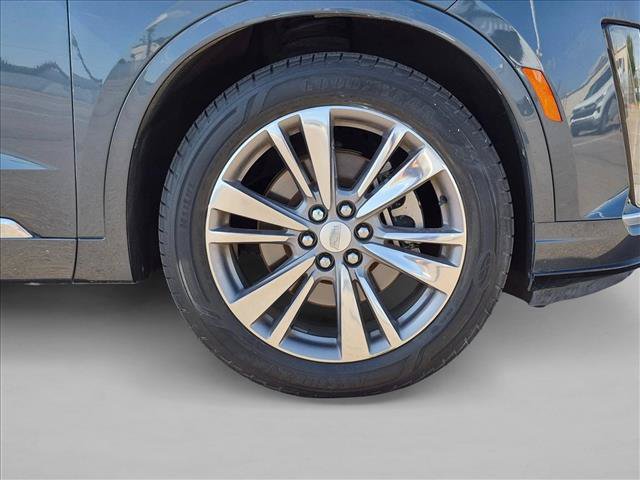 Used 2020 Cadillac XT6 Premium Luxury FWD image 22