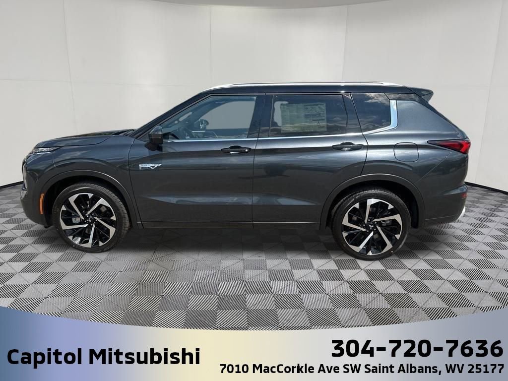 New 2025 Mitsubishi Outlander SEL image 6