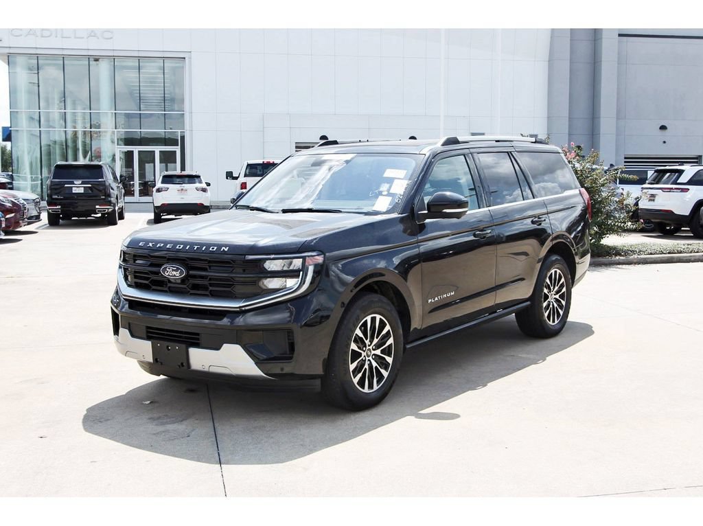 Used 2025 Ford Expedition Platinum AWD/4WD image 3