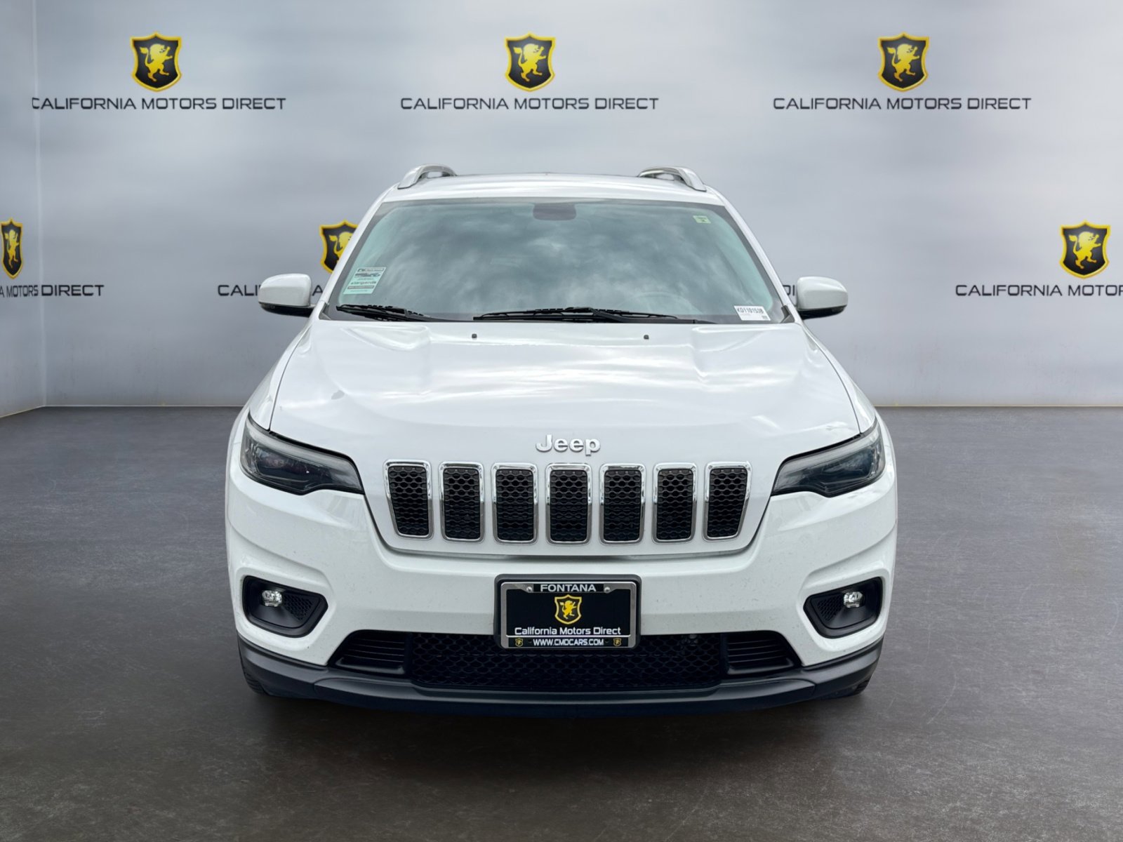 Used 2019 Jeep Cherokee Latitude Plus w/ Cold Weather Group FWD image 8