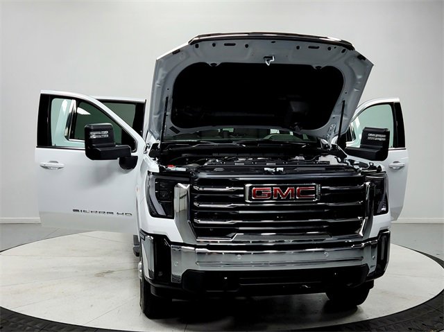 New 2026 GMC Sierra 2500 SLE w/ SLE Value Package; image 10