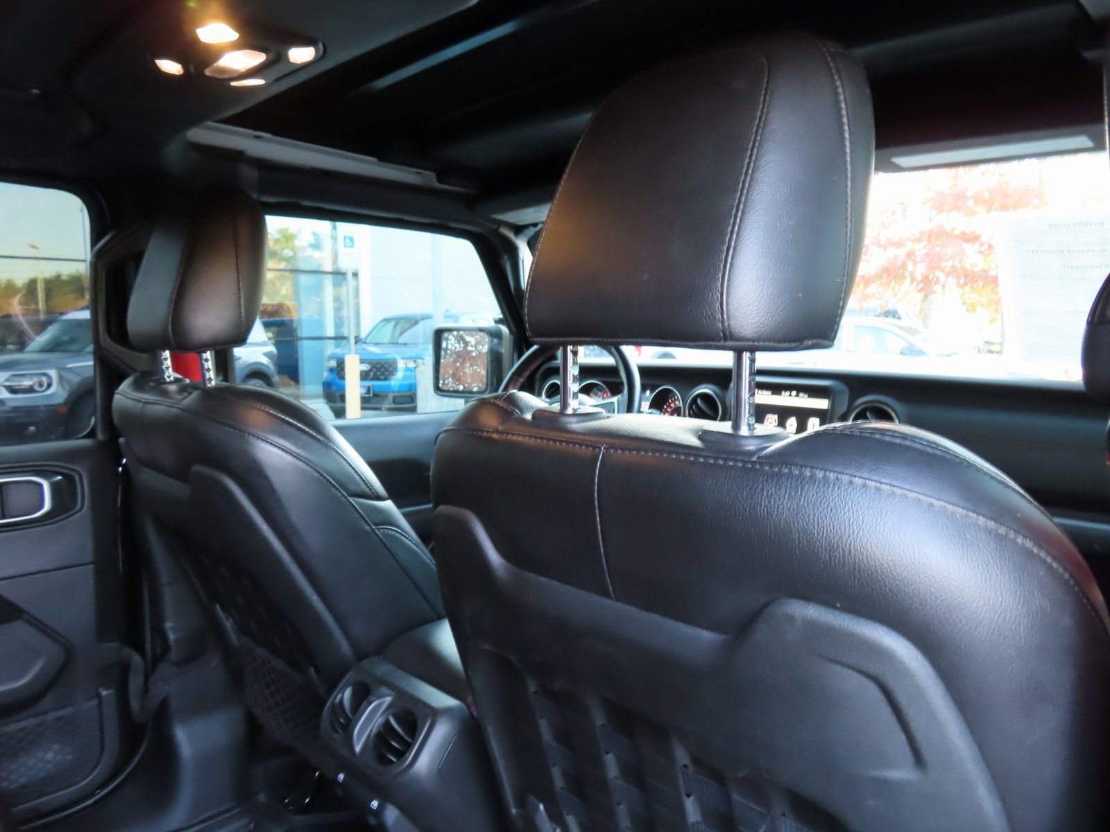 Used 2020 Jeep Wrangler Unlimited Rubicon w/ Quick Order Package 28Y Recon image 35