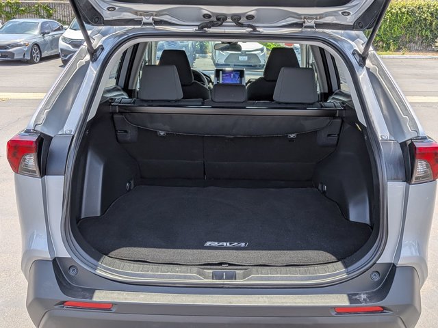 Used 2025 Toyota RAV4 XLE w/ Weather Package AWD/4WD image 10