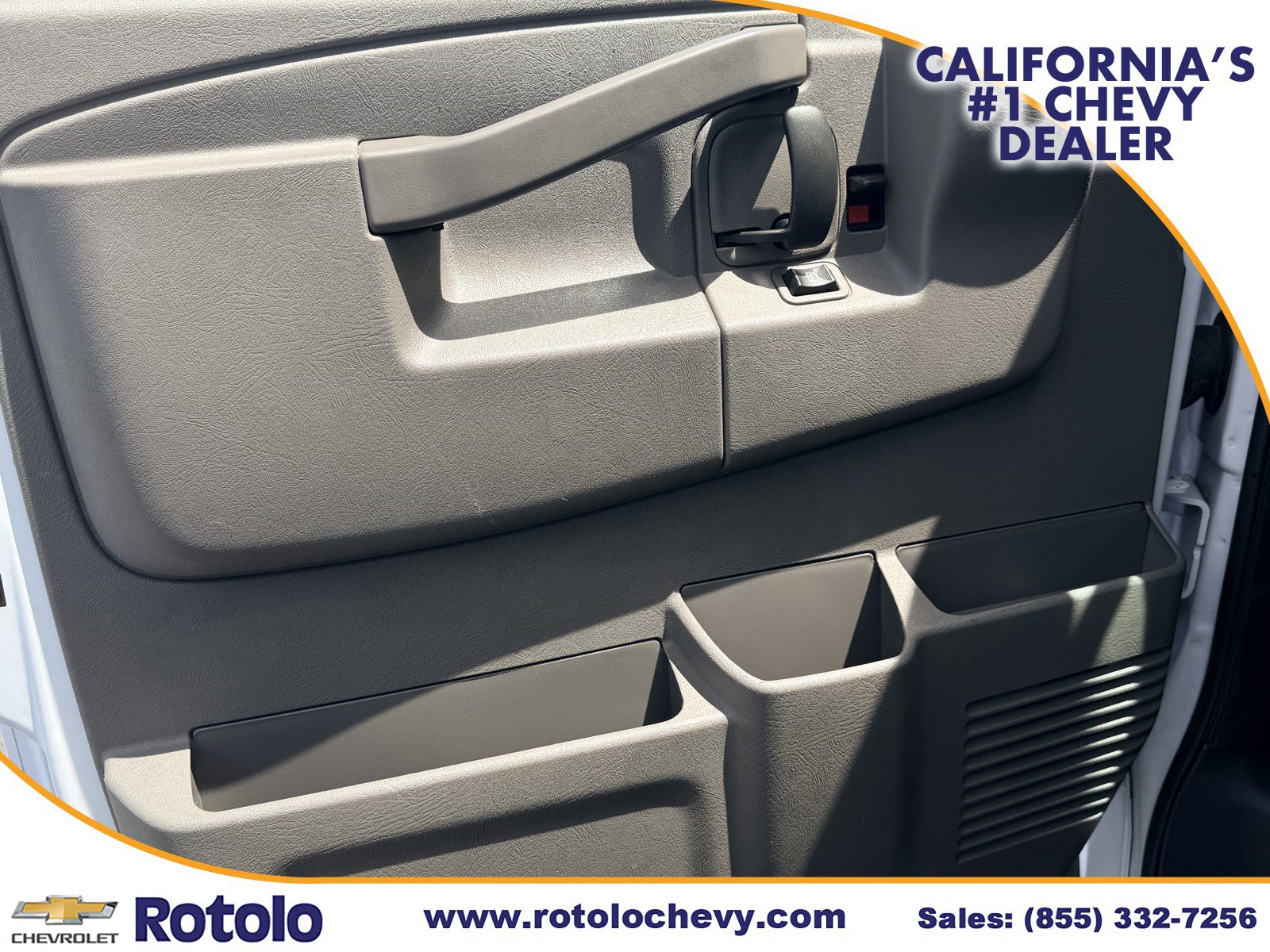 Used 2025 Chevrolet Express 2500 w/ Driver Convenience Package RWD image 14