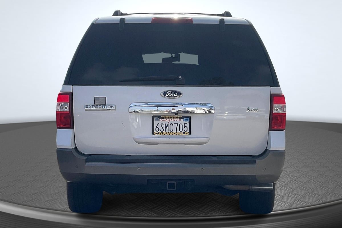 Used 2011 Ford Expedition XLT w/ 202A Rapid Spec Order Code RWD image 4
