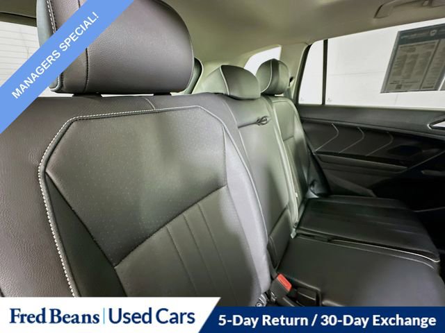 Used 2023 Volkswagen Tiguan SE image 28