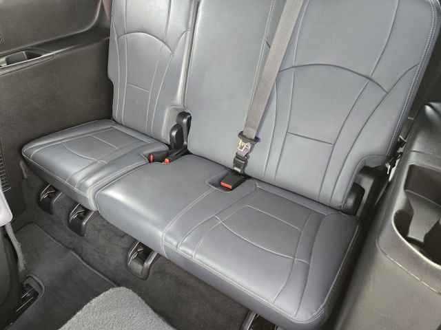 Used 2023 Buick Enclave Essence FWD image 29