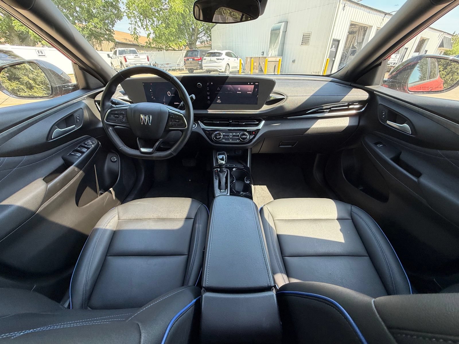 Used 2024 Buick Envista Sport Touring w/ Convenience I Package FWD image 19