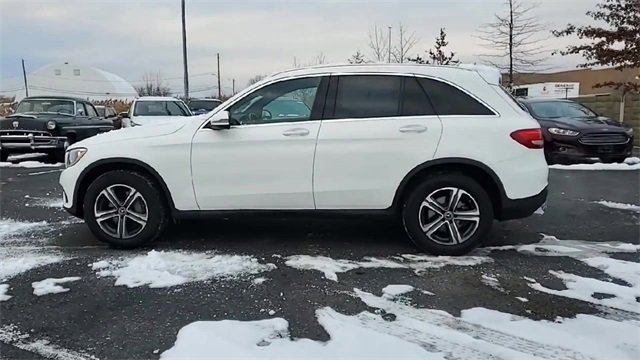 Used 2018 Mercedes-Benz GLC 300 4MATIC image 5