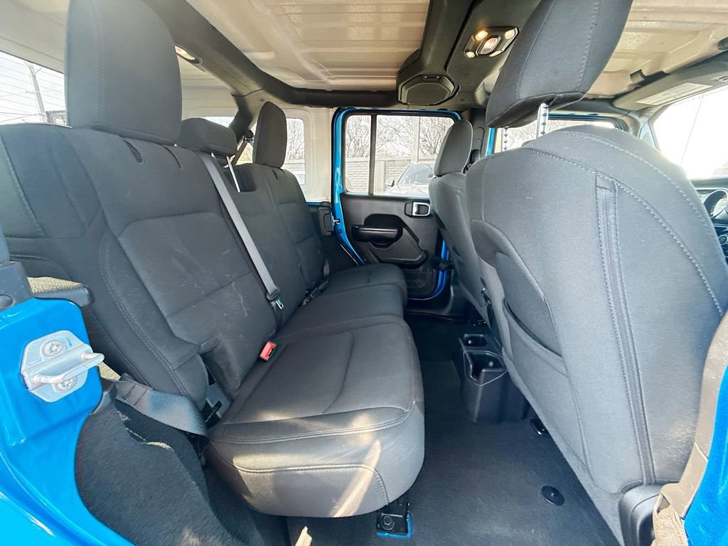 Used 2022 Jeep Wrangler Unlimited Sport image 30
