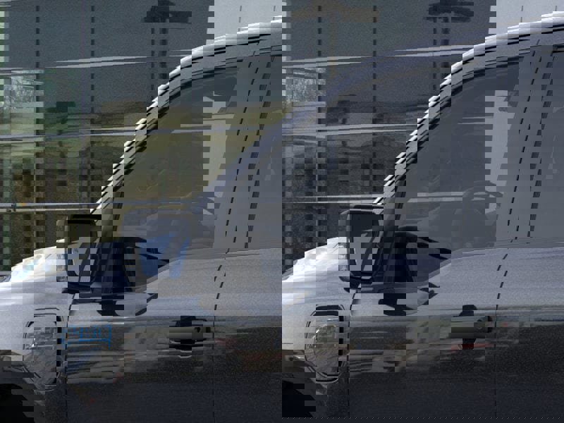 New 2025 Ford F150 Lightning XLT image 20