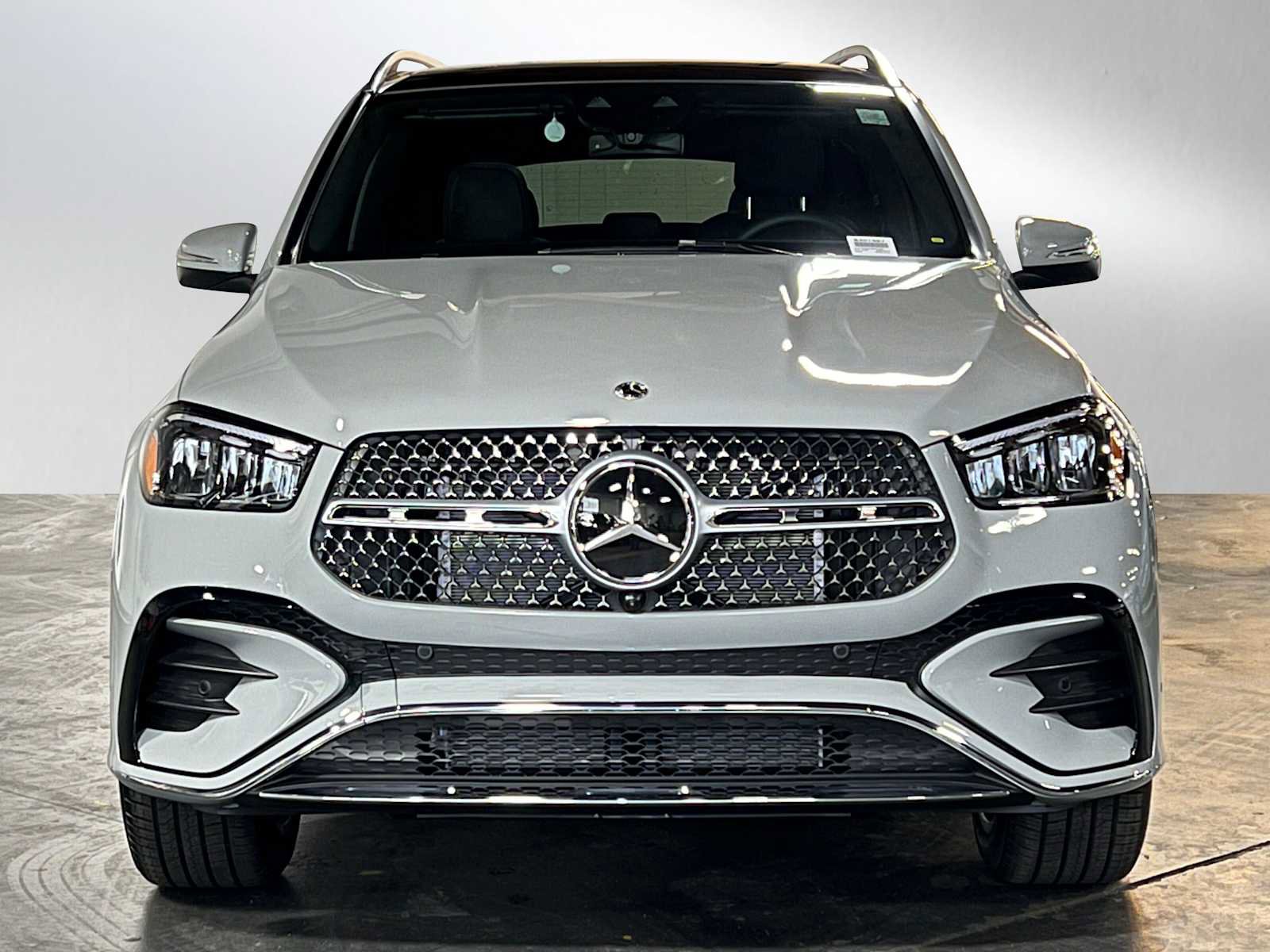 New 2025 Mercedes-Benz GLE 450 4MATIC image 2
