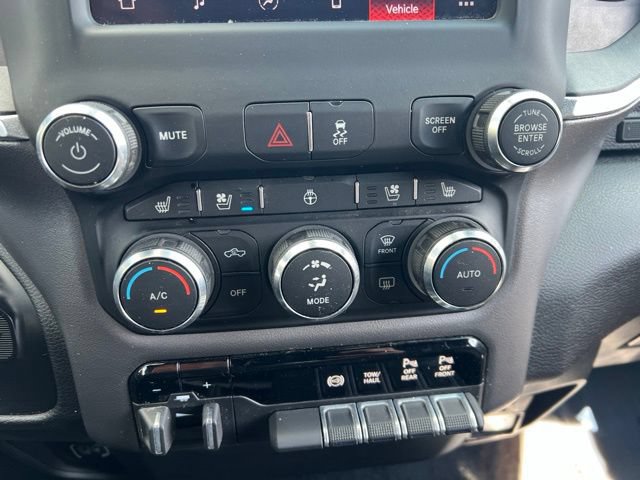 Used 2022 RAM 3500 Laramie AWD/4WD image 14