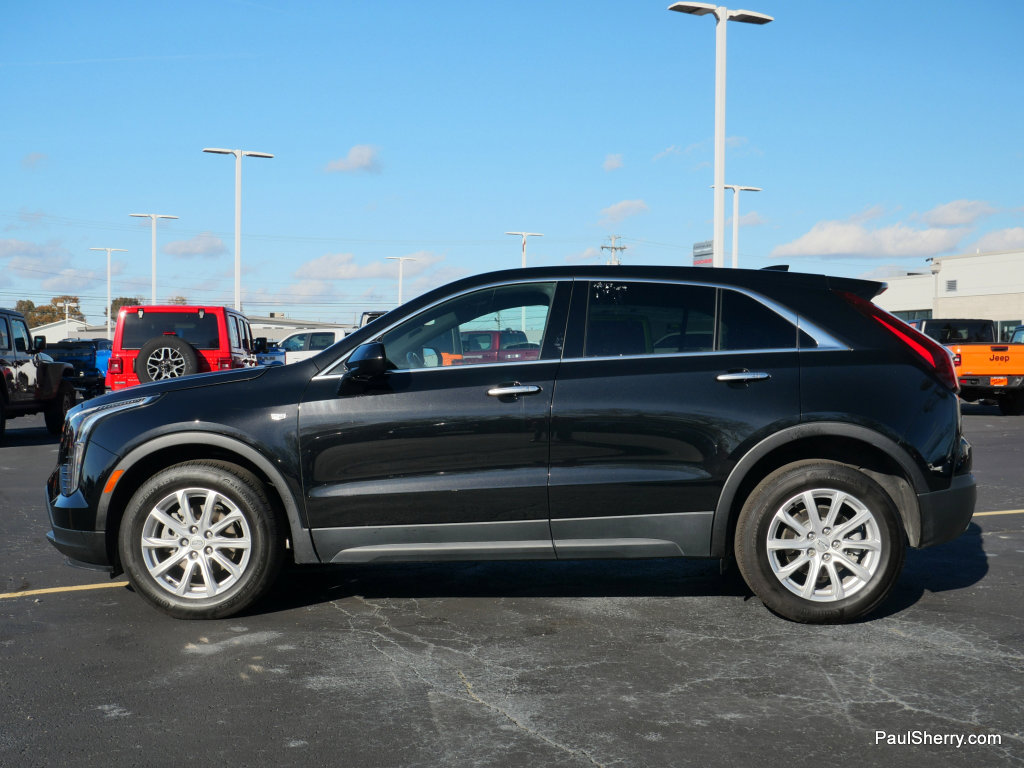 Used 2023 Cadillac XT4 Luxury w/ Driver Awareness Package AWD/4WD image 8