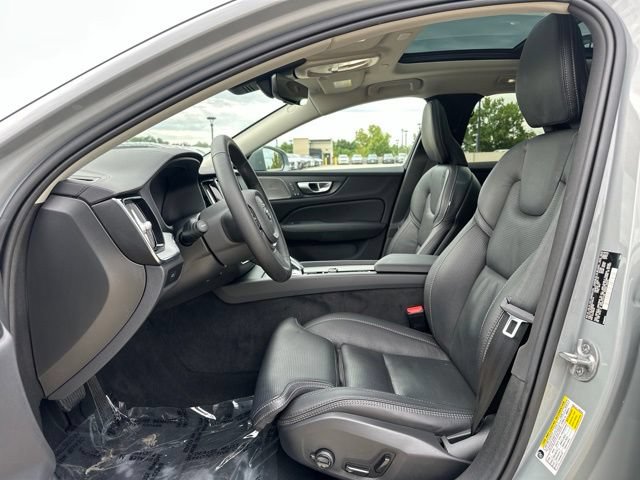 Certified 2024 Volvo V60 B5 Cross Country Ultimate w/ Protection Package Premier AWD/4WD image 17