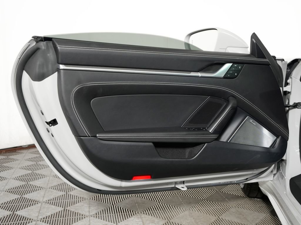 Certified 2022 Porsche 911 Turbo S AWD/4WD image 20