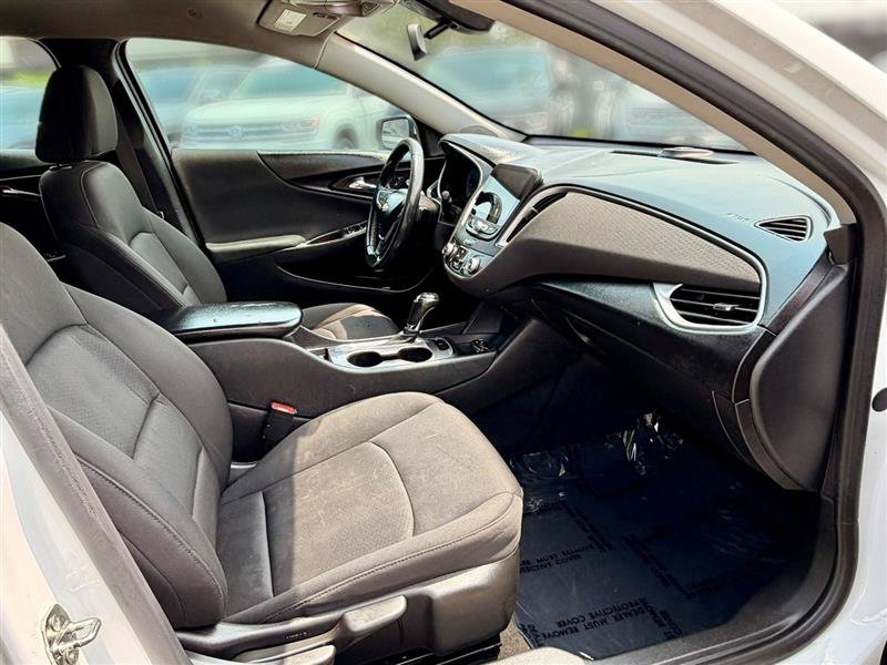 Used 2020 Chevrolet Malibu RS w/ LPO, Convenience Package 1 FWD image 15