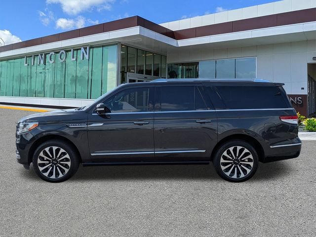 Used 2022 Lincoln Navigator L Reserve AWD/4WD image 7