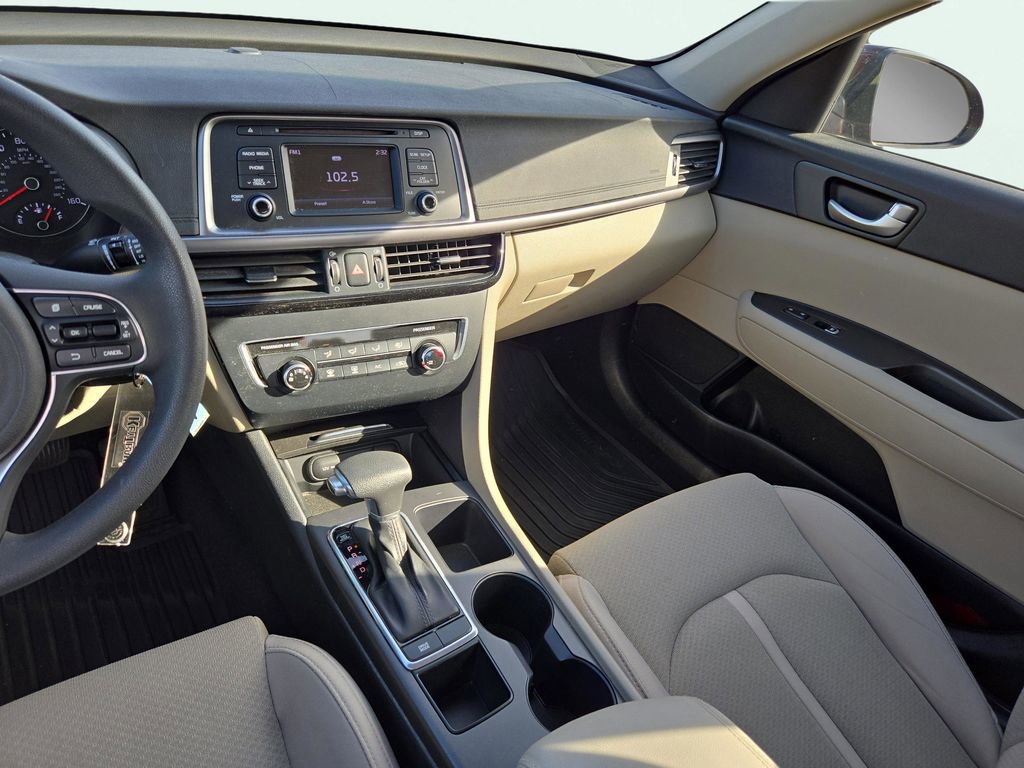 Used 2016 Kia Optima LX w/ LX Convenience Package image 22
