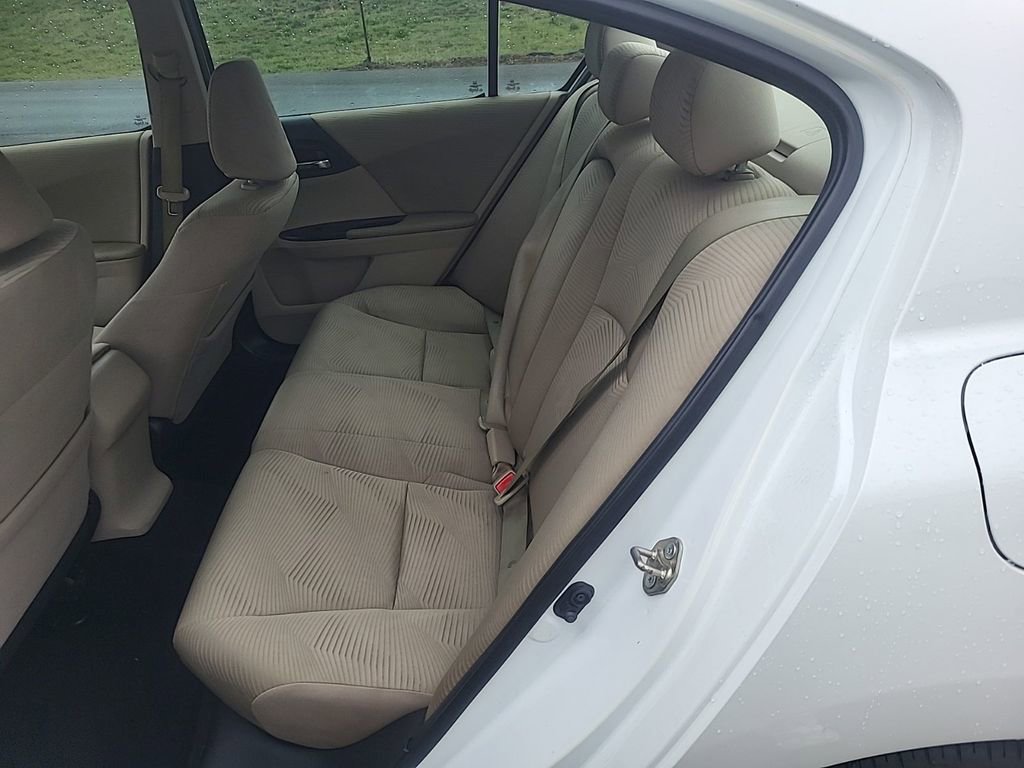 Used 2015 Honda Accord LX image 8