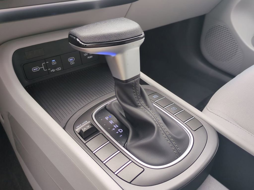 New 2026 Hyundai Kona SE image 21