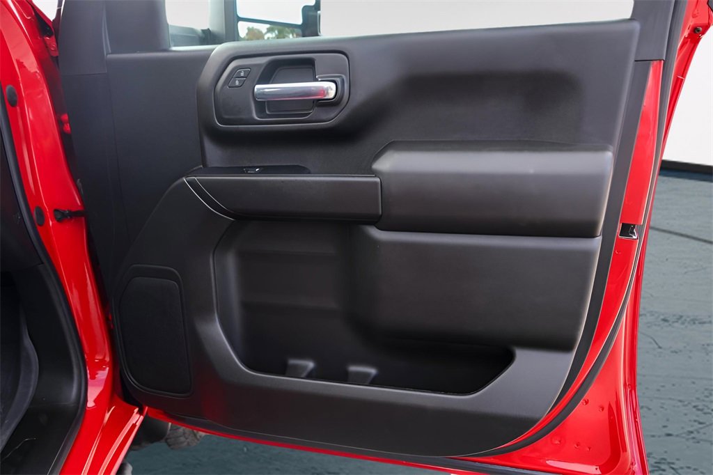 Certified 2024 Chevrolet Silverado 2500 Custom w/ Custom Value Package image 30