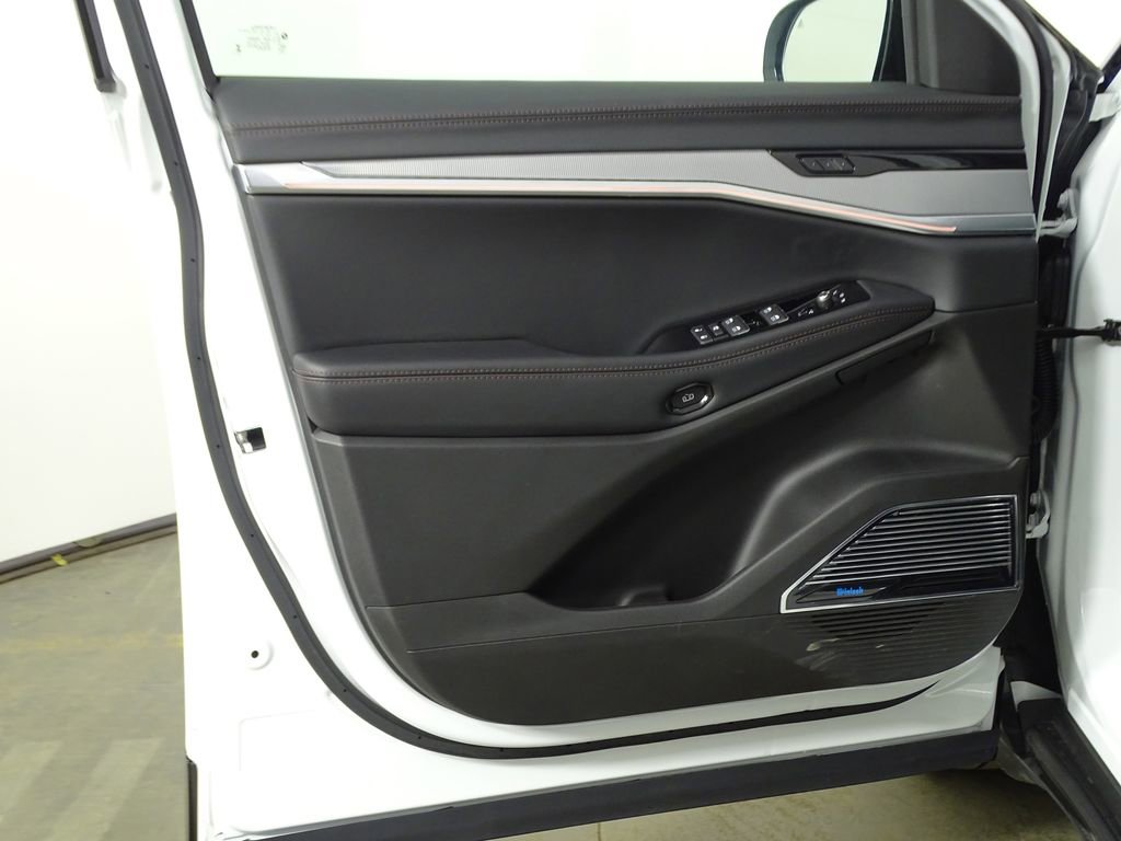 Used 2024 Jeep Wagoneer Launch Edition image 13