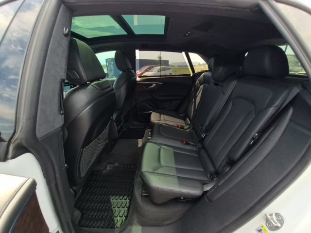 Used 2023 Audi Q8 Prestige w/ Prestige Package AWD/4WD image 14
