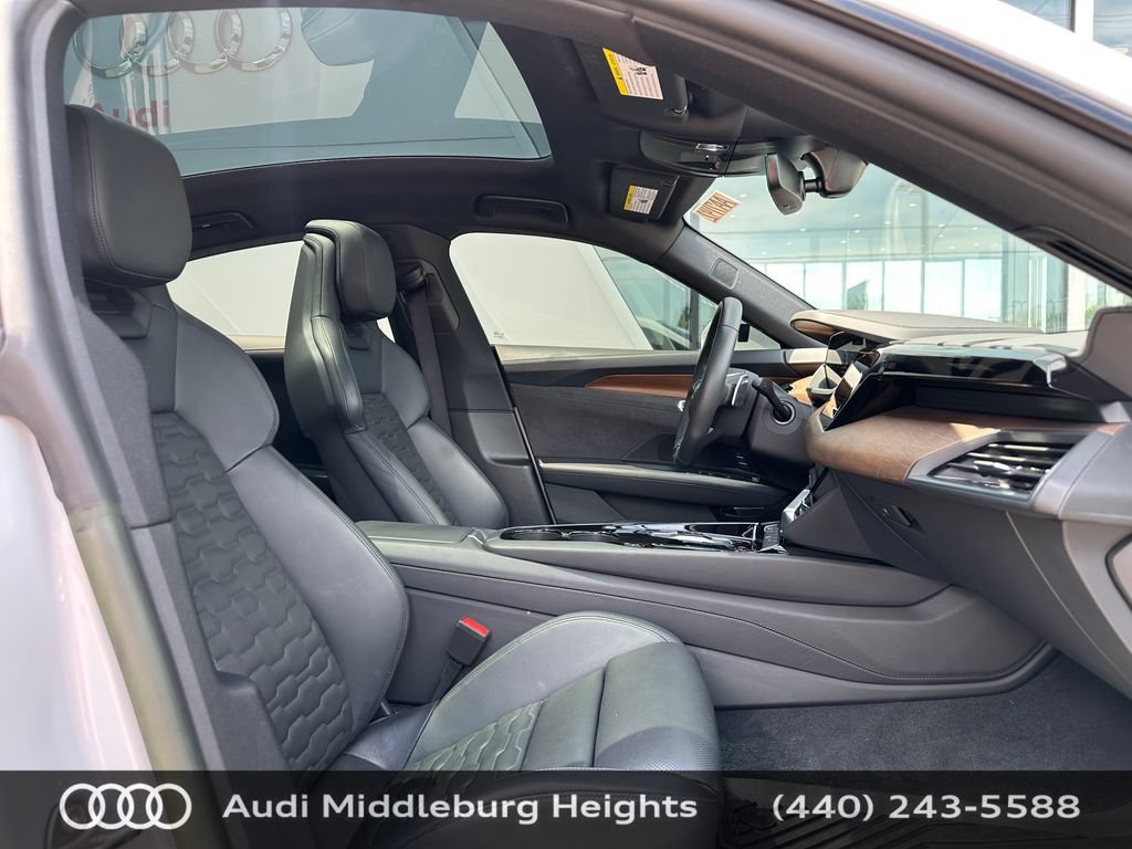 Certified 2023 Audi e-tron GT Premium Plus AWD/4WD image 16