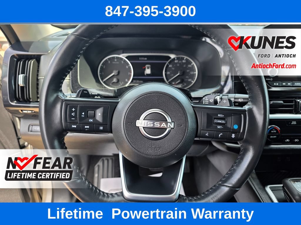 Used 2025 Nissan Pathfinder SV FWD image 40