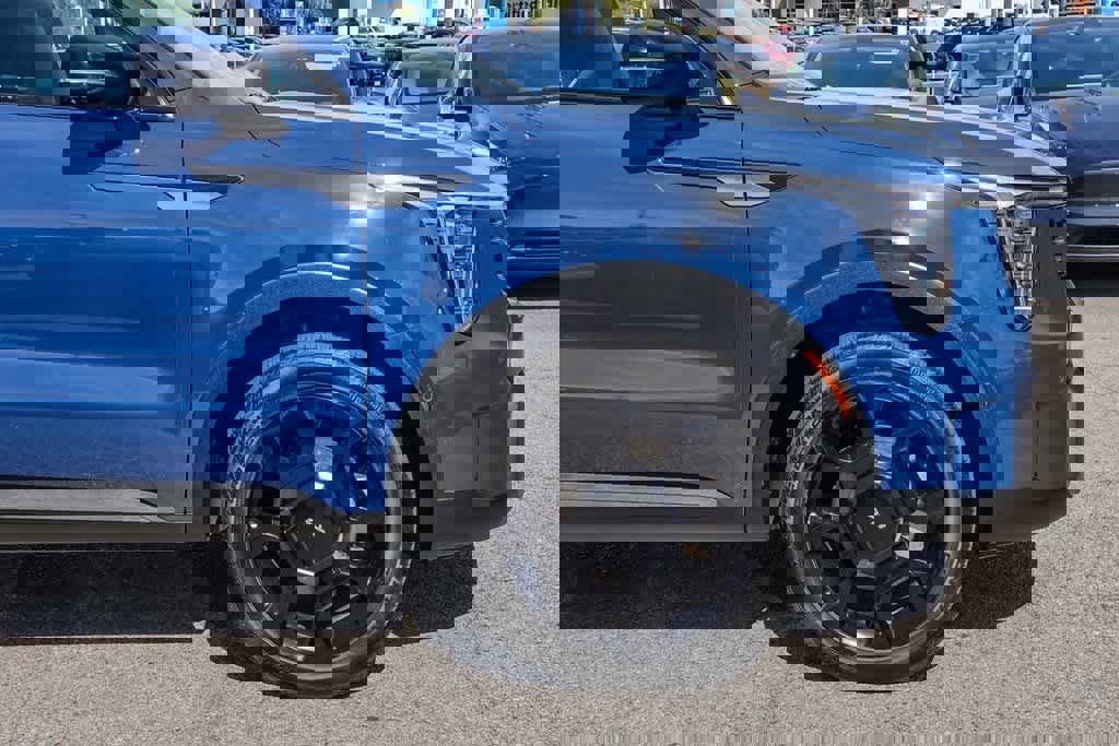 Certified 2024 Kia Sorento SX image 9