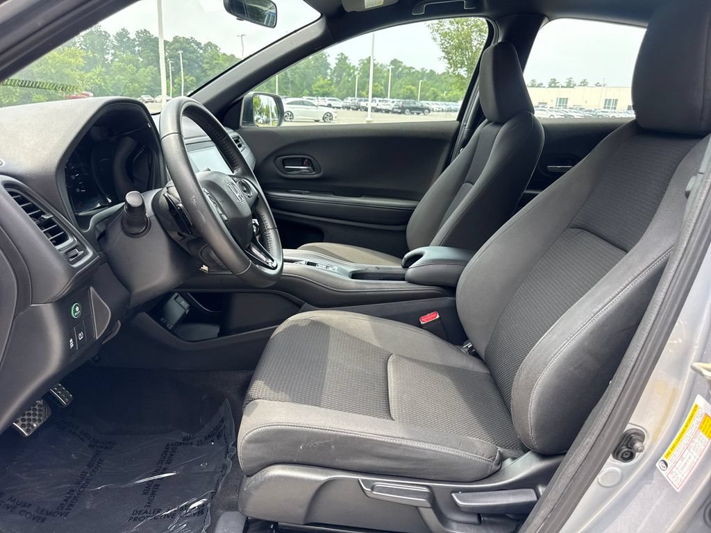 Used 2020 Honda HR-V Sport image 12