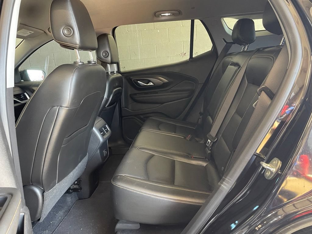 Used 2021 GMC Terrain SLT w/ Infotainment Package II FWD image 16
