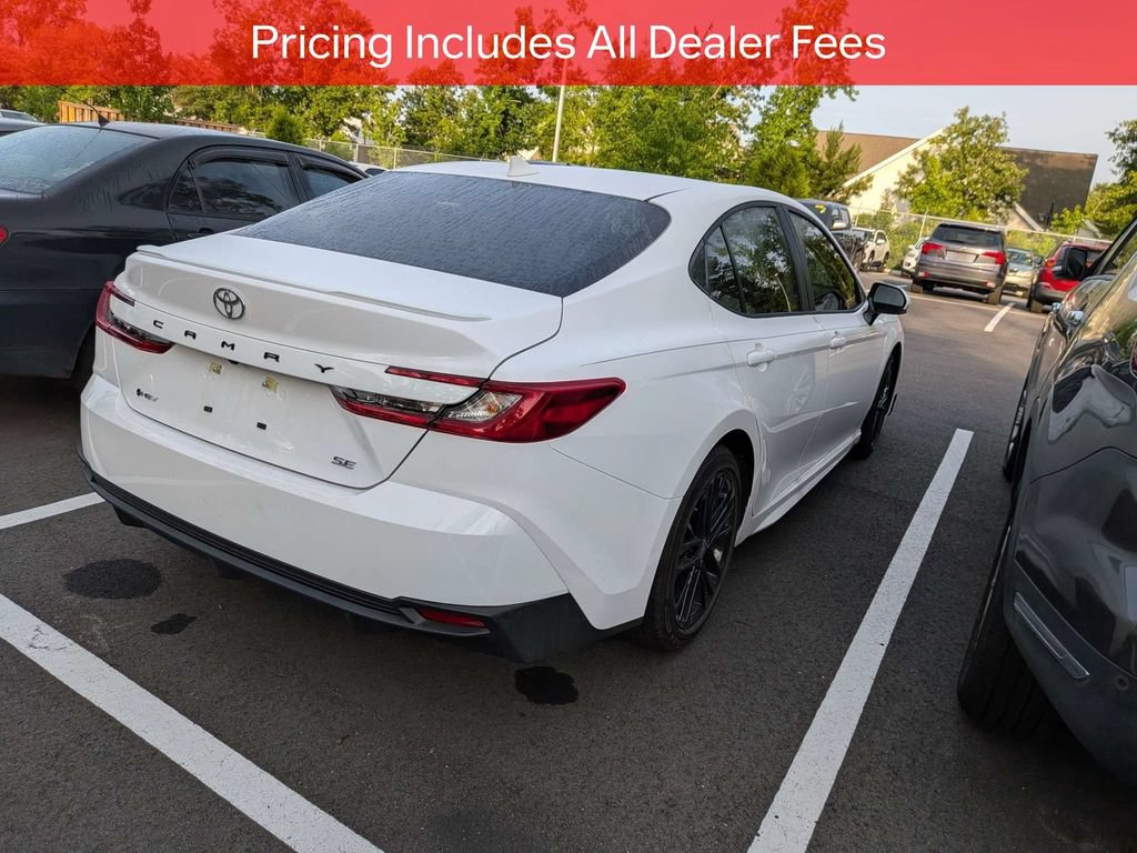 Used 2026 Toyota Camry SE w/ Convenience Package FWD image 7