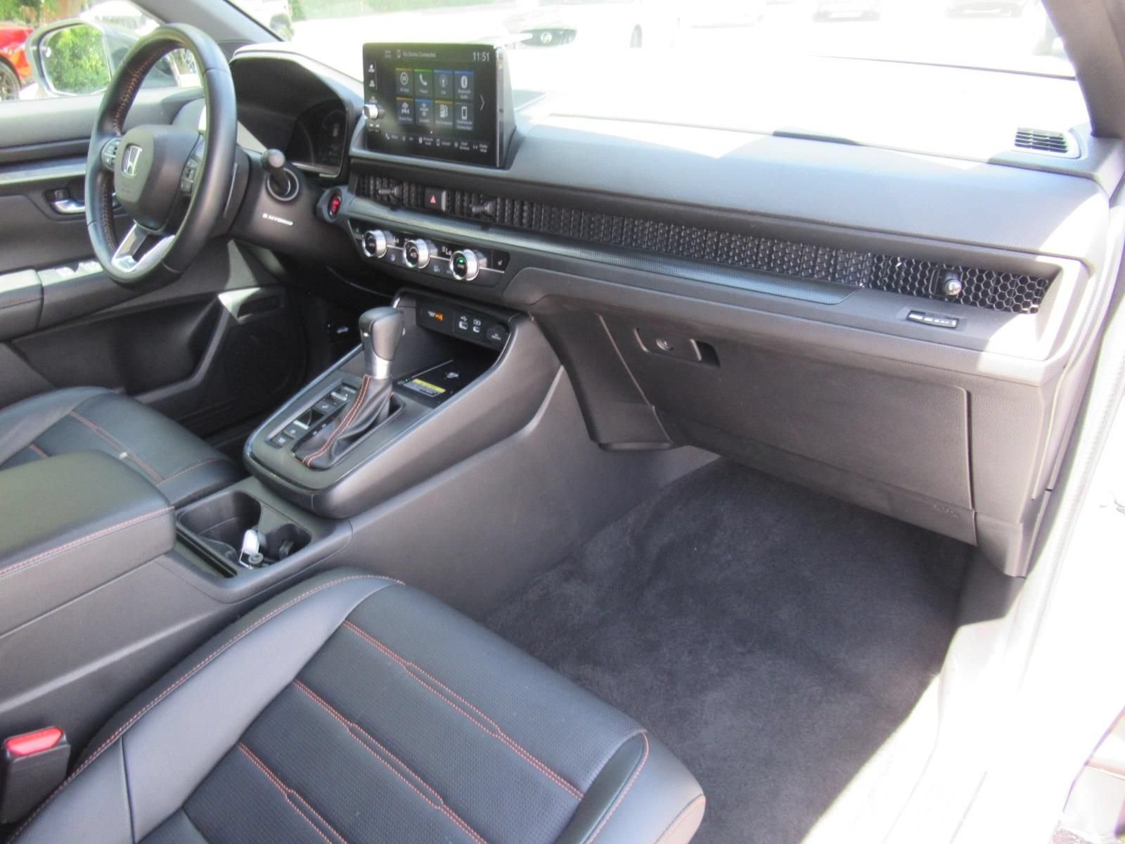 Used 2025 Honda CR-V Sport-L image 11