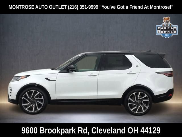 Used 2024 Land Rover Discovery Metropolitan Edition image 4
