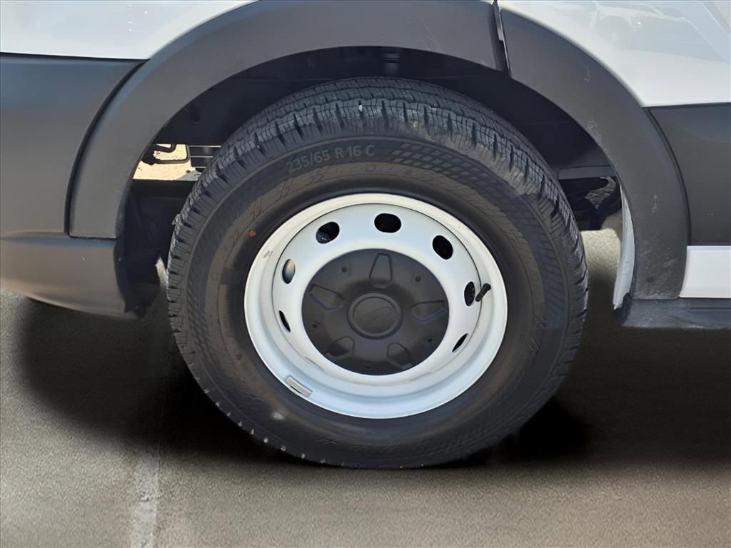 Used 2023 Ford E-Transit 148 High Roof Extended w/ Load Area Protection Package image 20