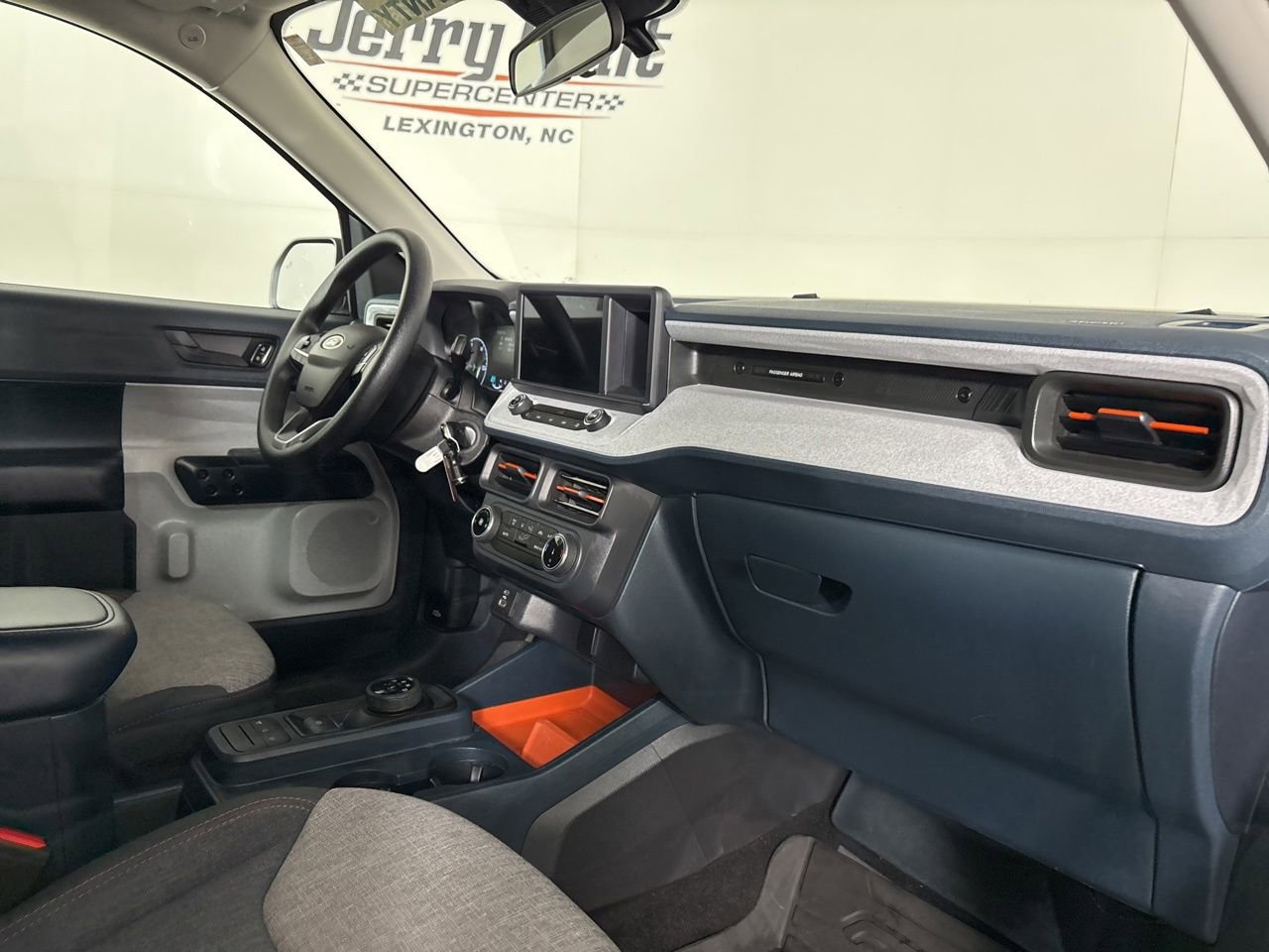 Used 2024 Ford Maverick XLT image 30