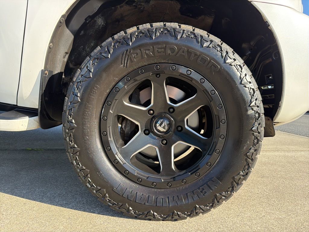 Used 2012 Toyota Sequoia Platinum AWD/4WD image 9