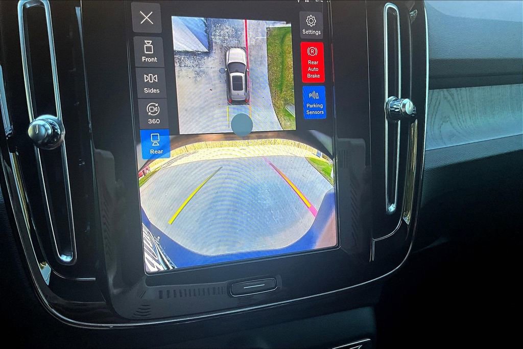 New 2026 Volvo XC40 B5 Ultra AWD/4WD image 22